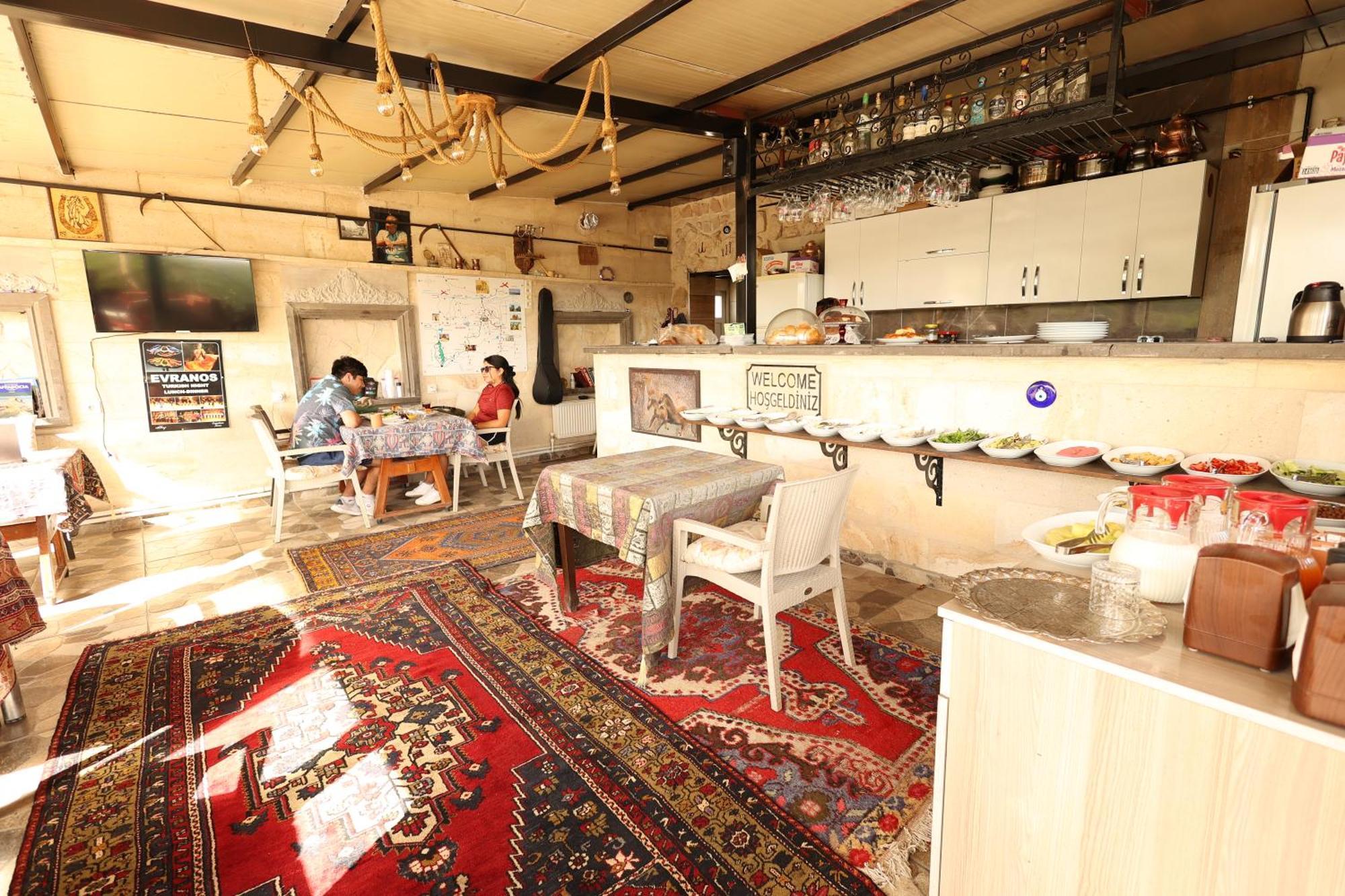 Lucky Luke Stone House Apartman Göreme Kültér fotó