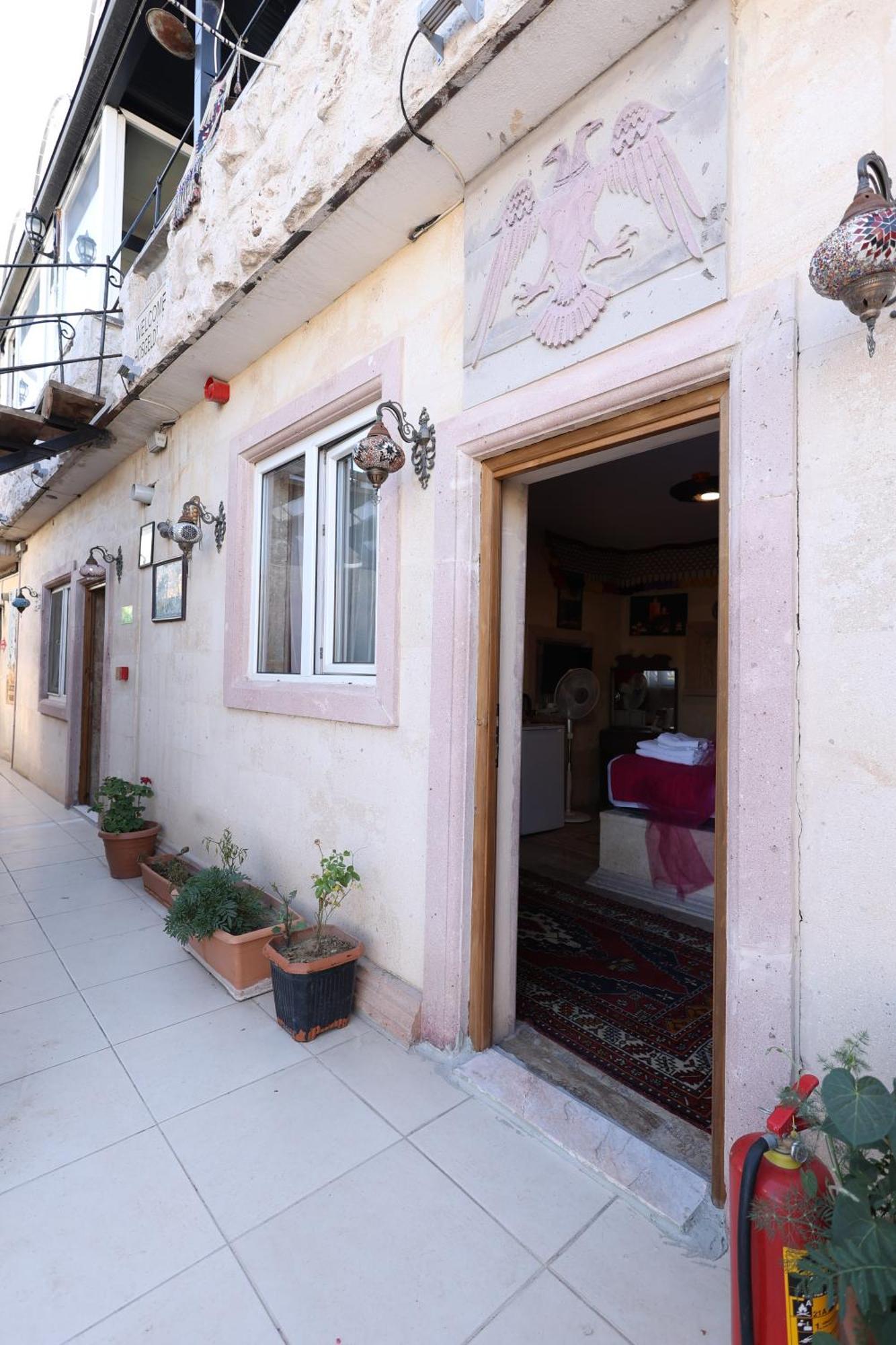 Lucky Luke Stone House Apartman Göreme Kültér fotó